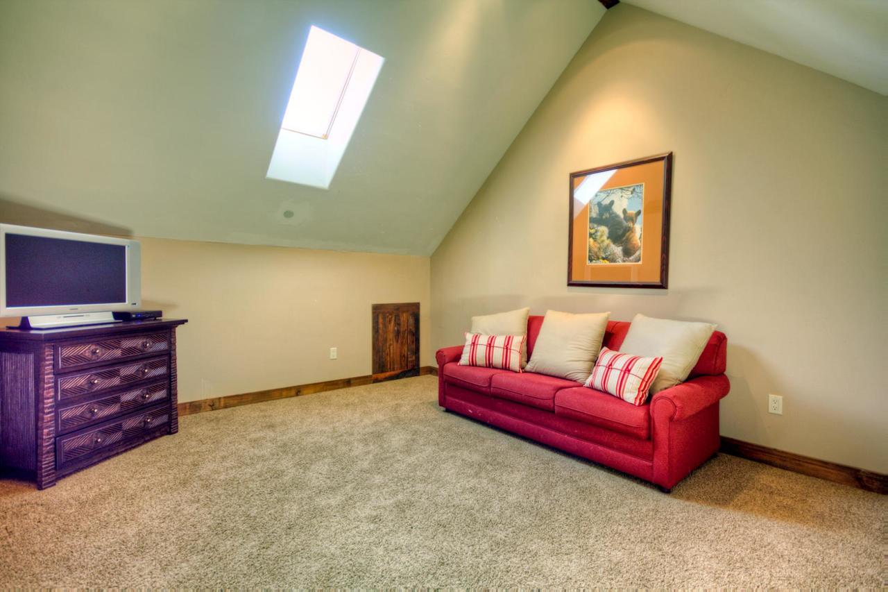 Antler Ridge Lodge Big Sky Luaran gambar
